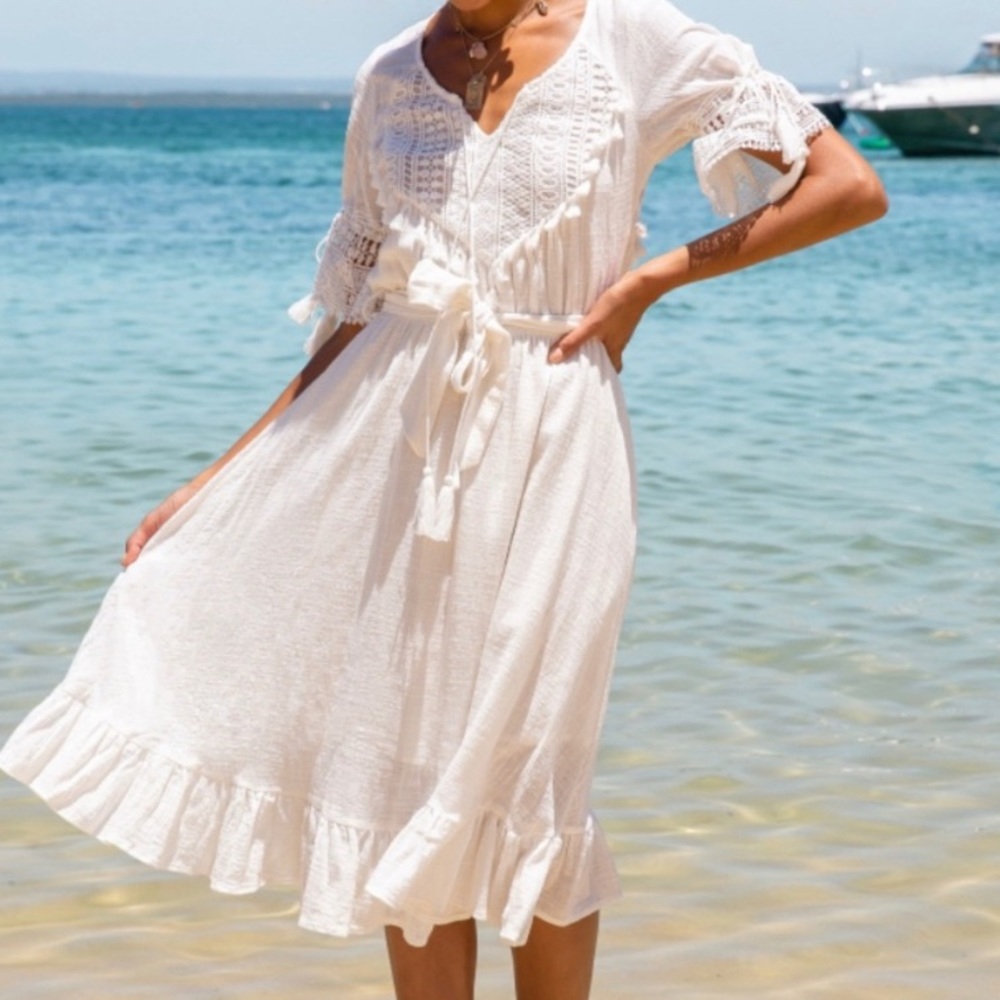 NEW Fortunate One Store Hilight Midi Dress